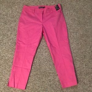 NWT New York and Company Pink Crop Pant